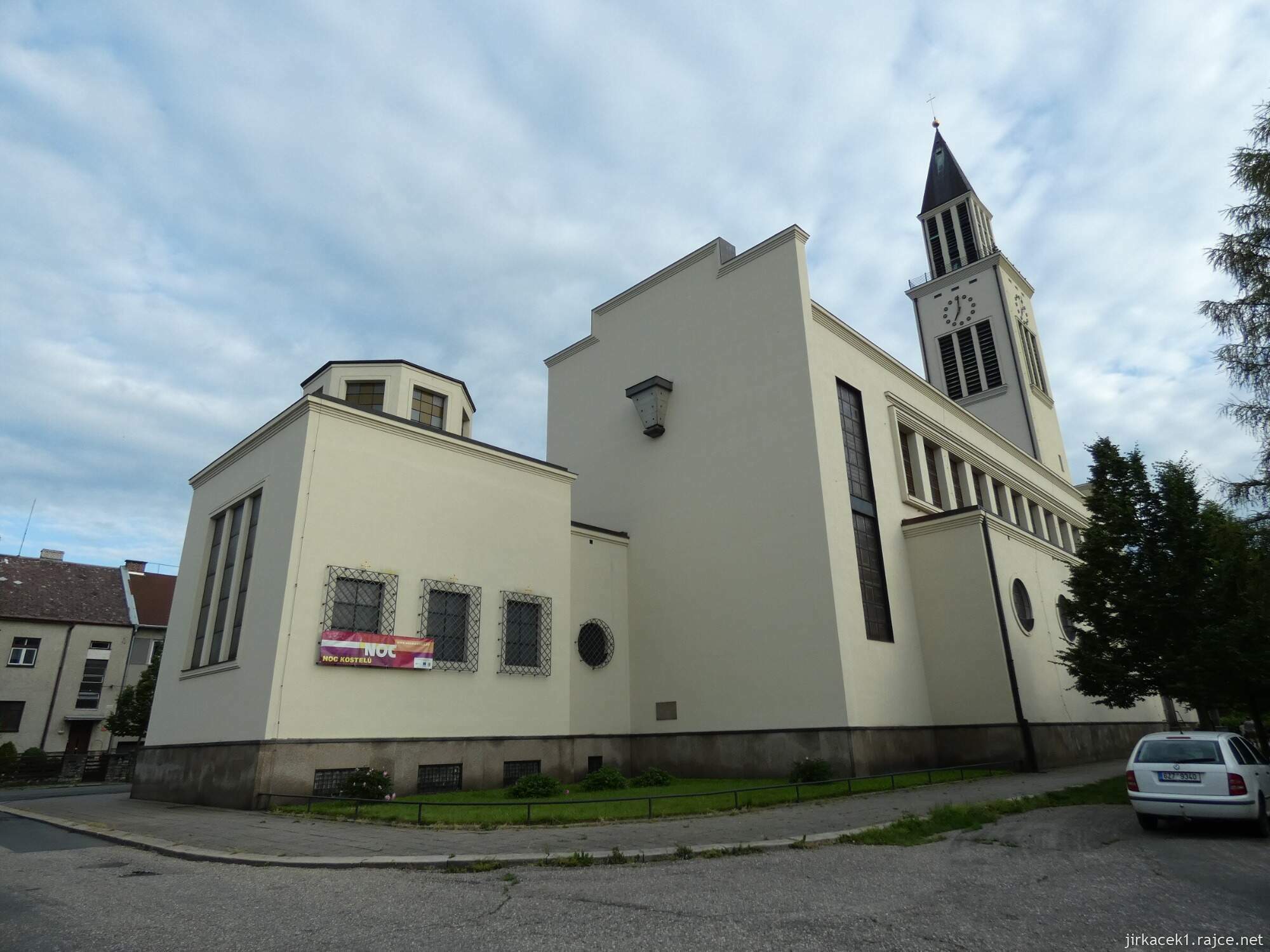 Olomouc - kostel sv. Cyrila a Metoděje v Hejčíně 002