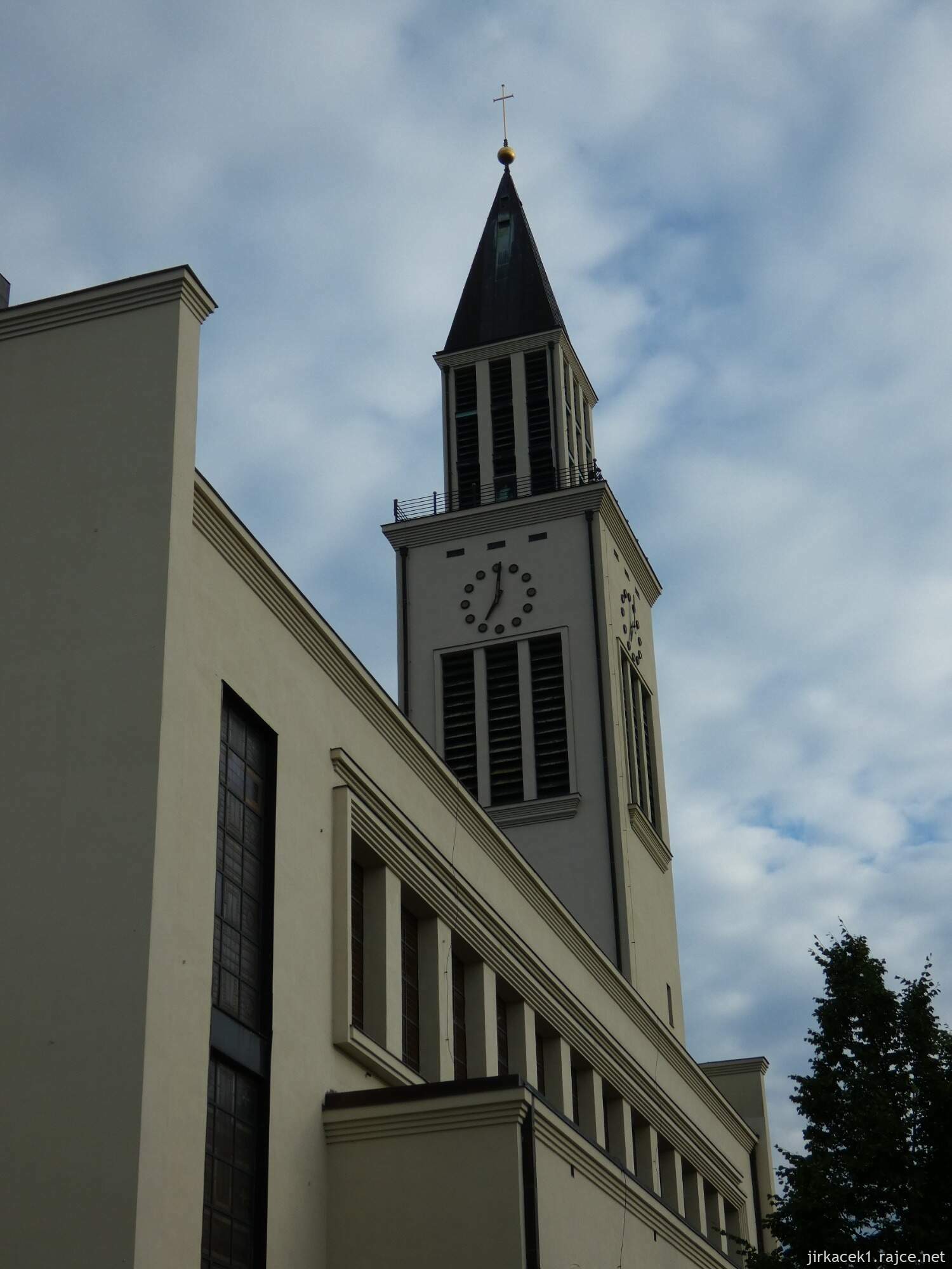 Olomouc - kostel sv. Cyrila a Metoděje v Hejčíně 003