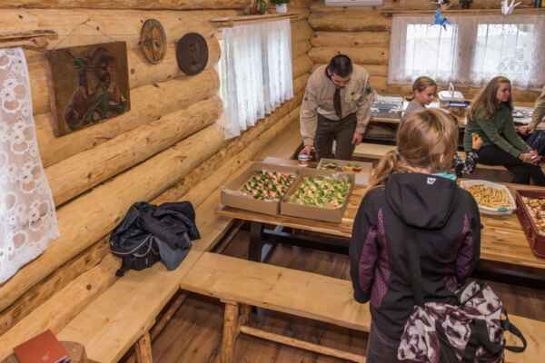 Otevření skautského srubu Háj ve Slezsku - Keywords: Akce