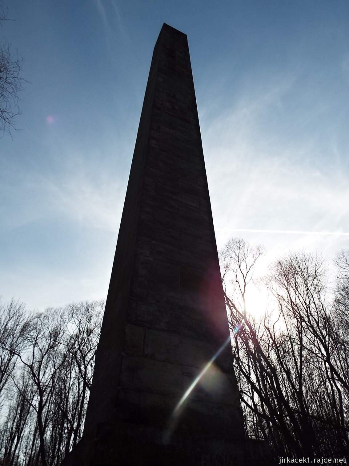 D - cesta z Nových Mlýnů k Obelisku 52 - Obelisk