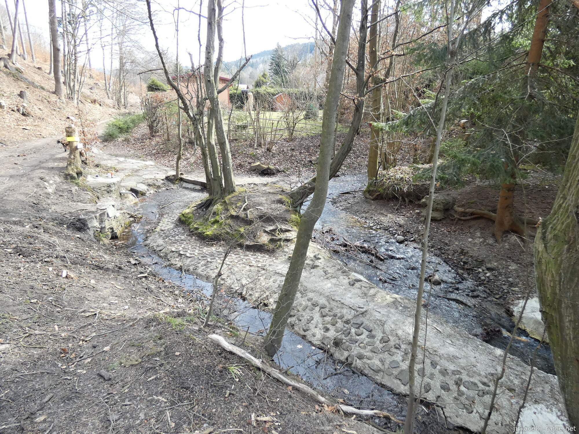 A - Rusava - studánka Pod Grúněm 006