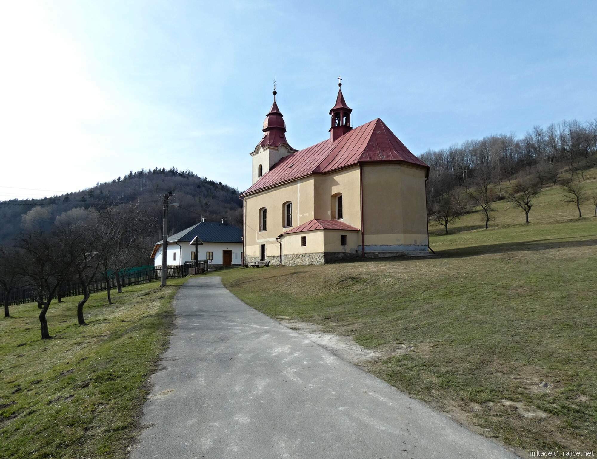 K - Rusava - kostel Povýšení sv. Kříže 004