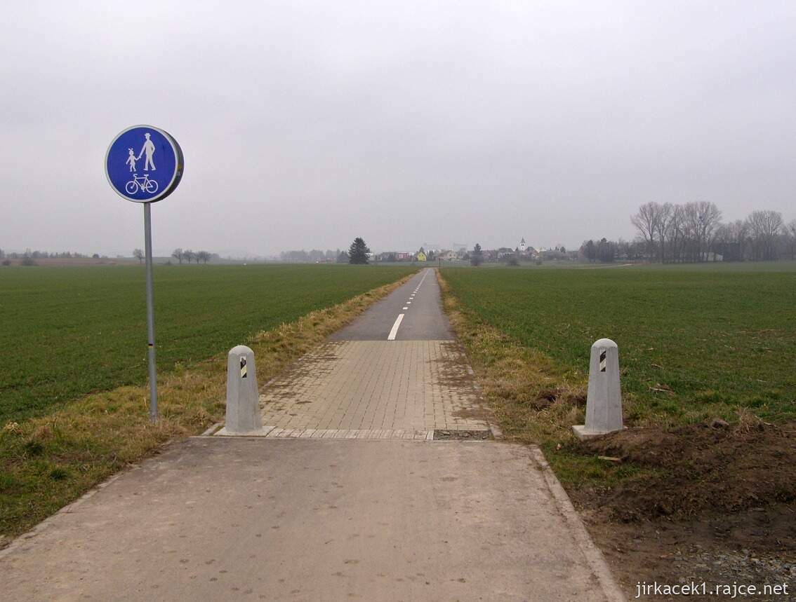 Unčovice - cyklostezka do Rozvadovic