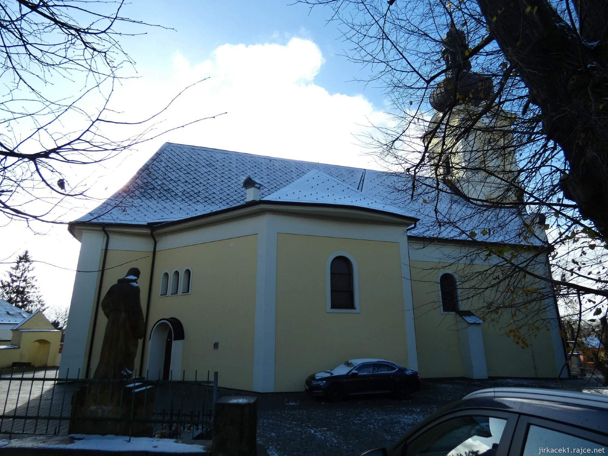 B - Ostrava - Poruba - kostel sv. Mikuláše 010