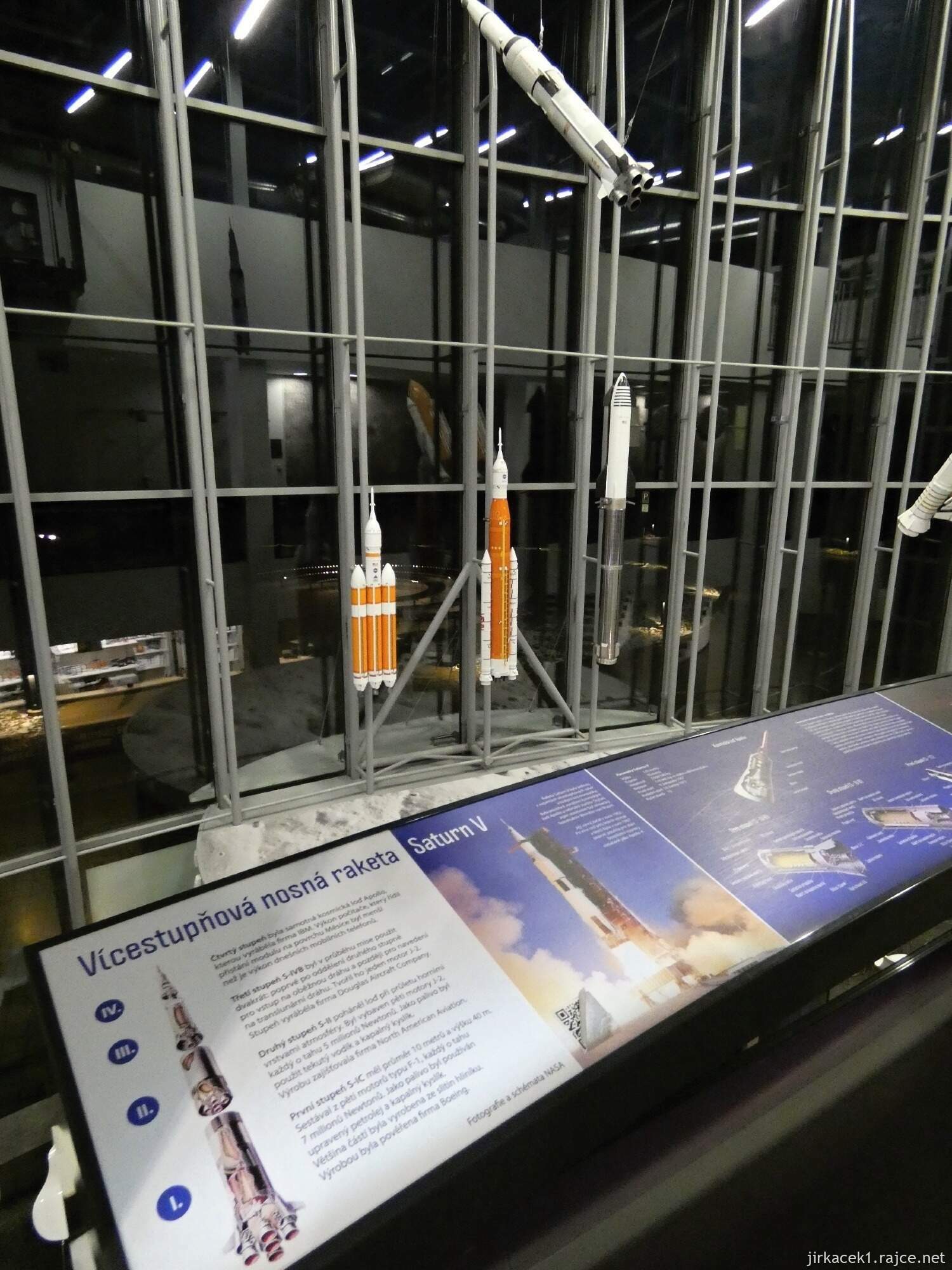 E - Ostrava - Krásné Pole - Hvězdárna a Planetárium 093