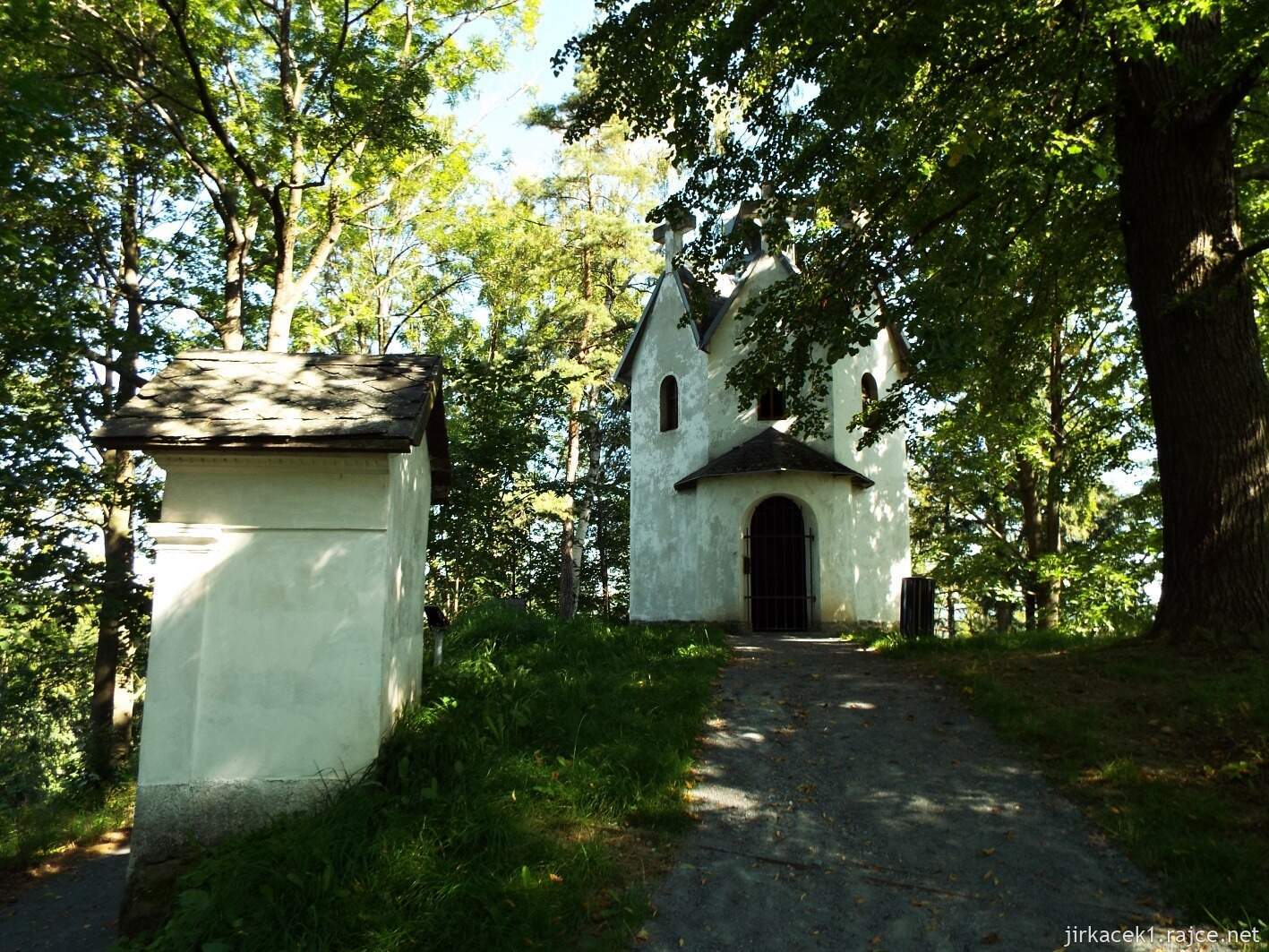C - Moravský Beroun - Křížový vrch 11 - křížová cesta a kaple