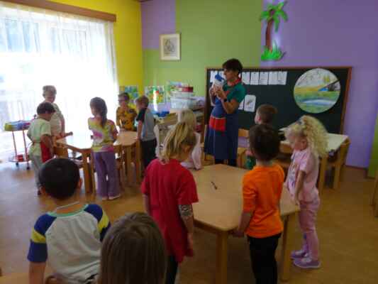 9. Pečení preclíků a chleba - zvídálci