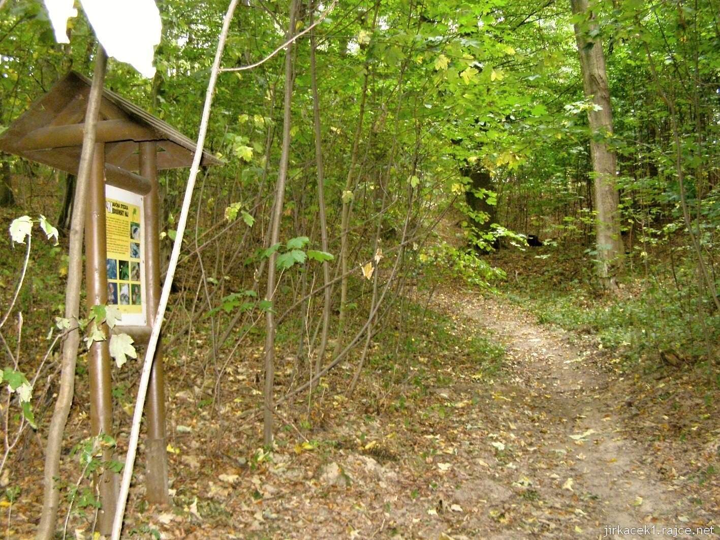 Nedošín - naučná stezka Nedošínský háj