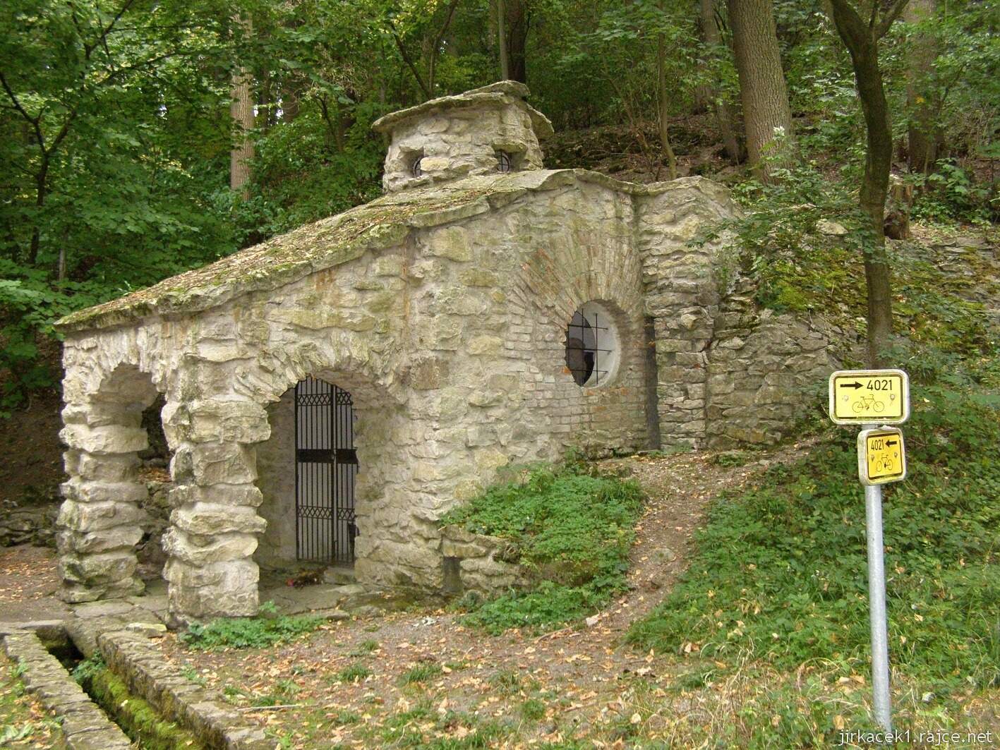 Nedošín - kaple sv. Antonína Paduánského 2015