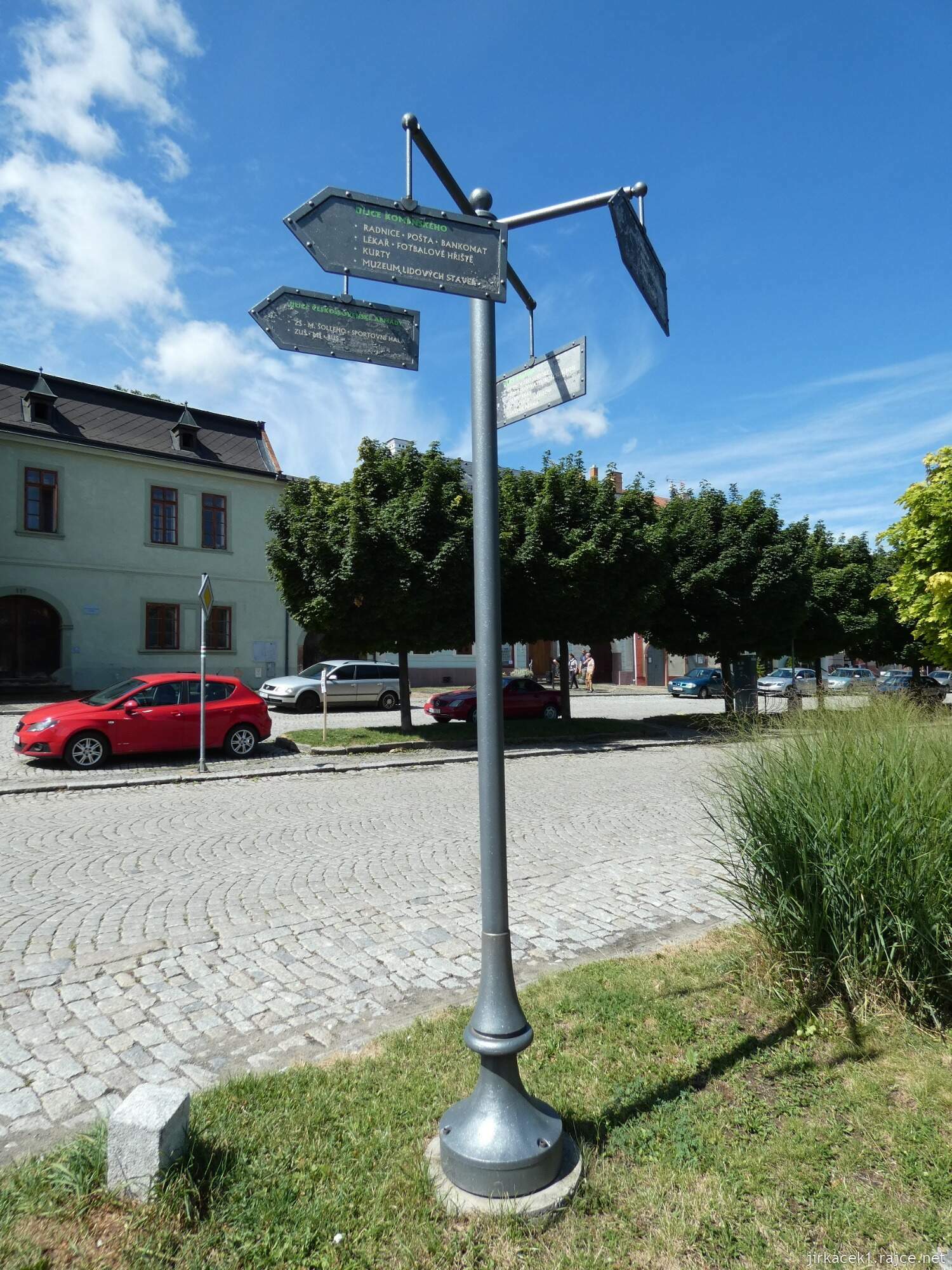 I - Kouřim - Mírové náměstí 004