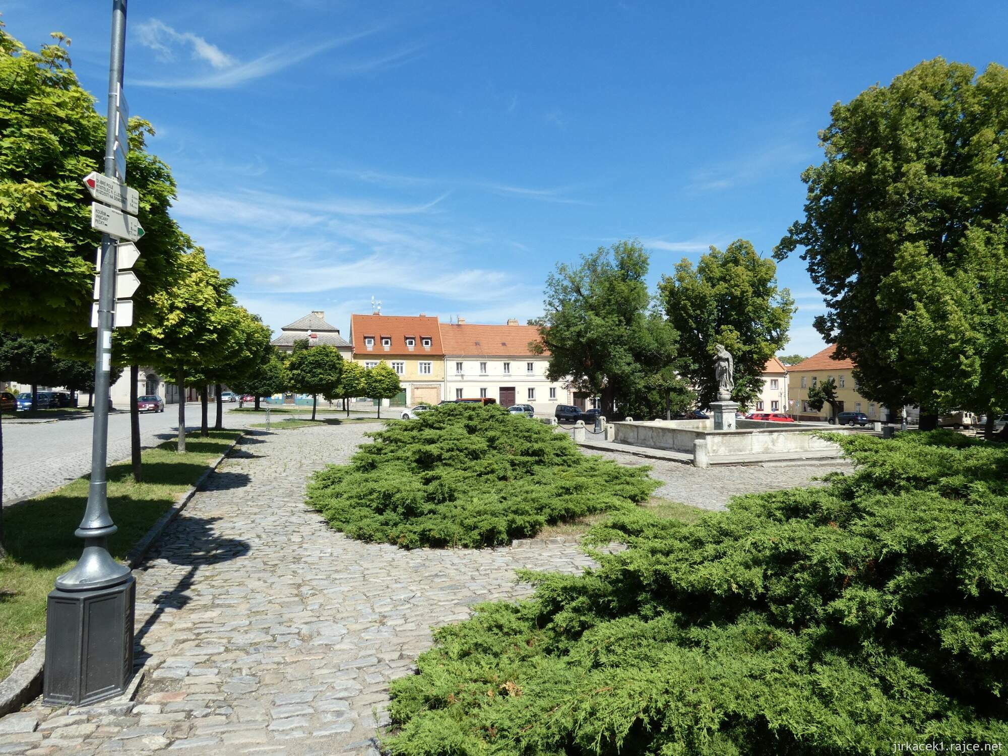 I - Kouřim - Mírové náměstí 050