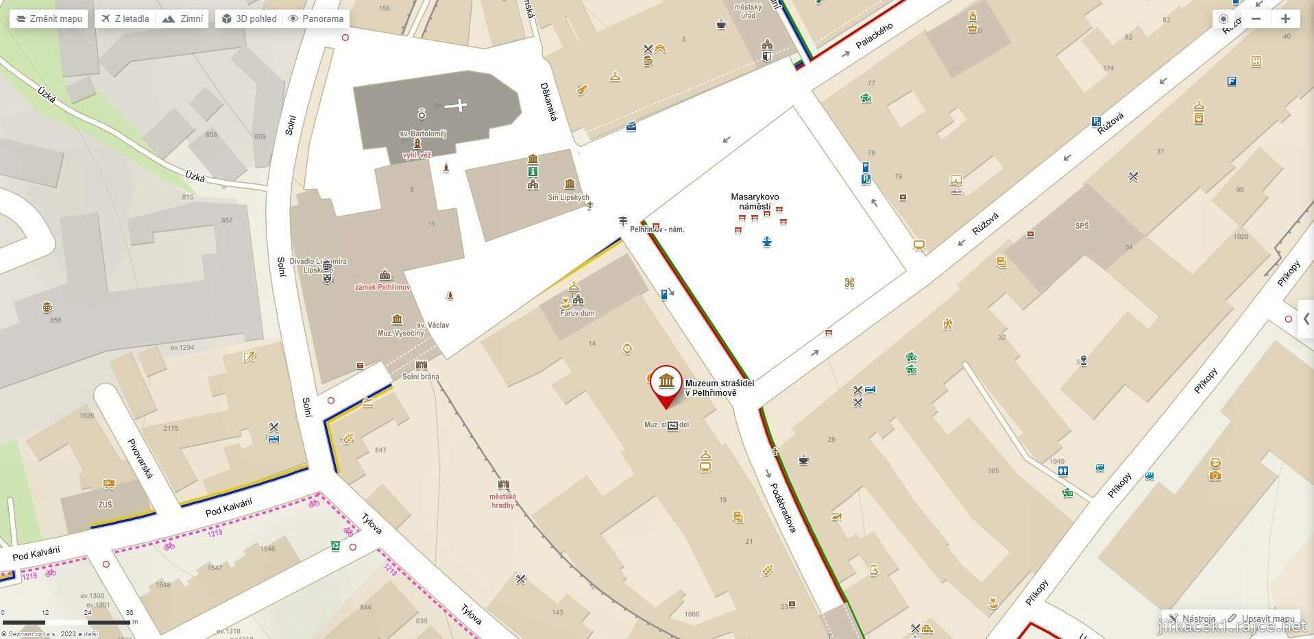 E - Pelhřimov - Masarykovo náměstí 15 - dům č.17 - Purkrabský dům a Muzeum strašidel - mapa