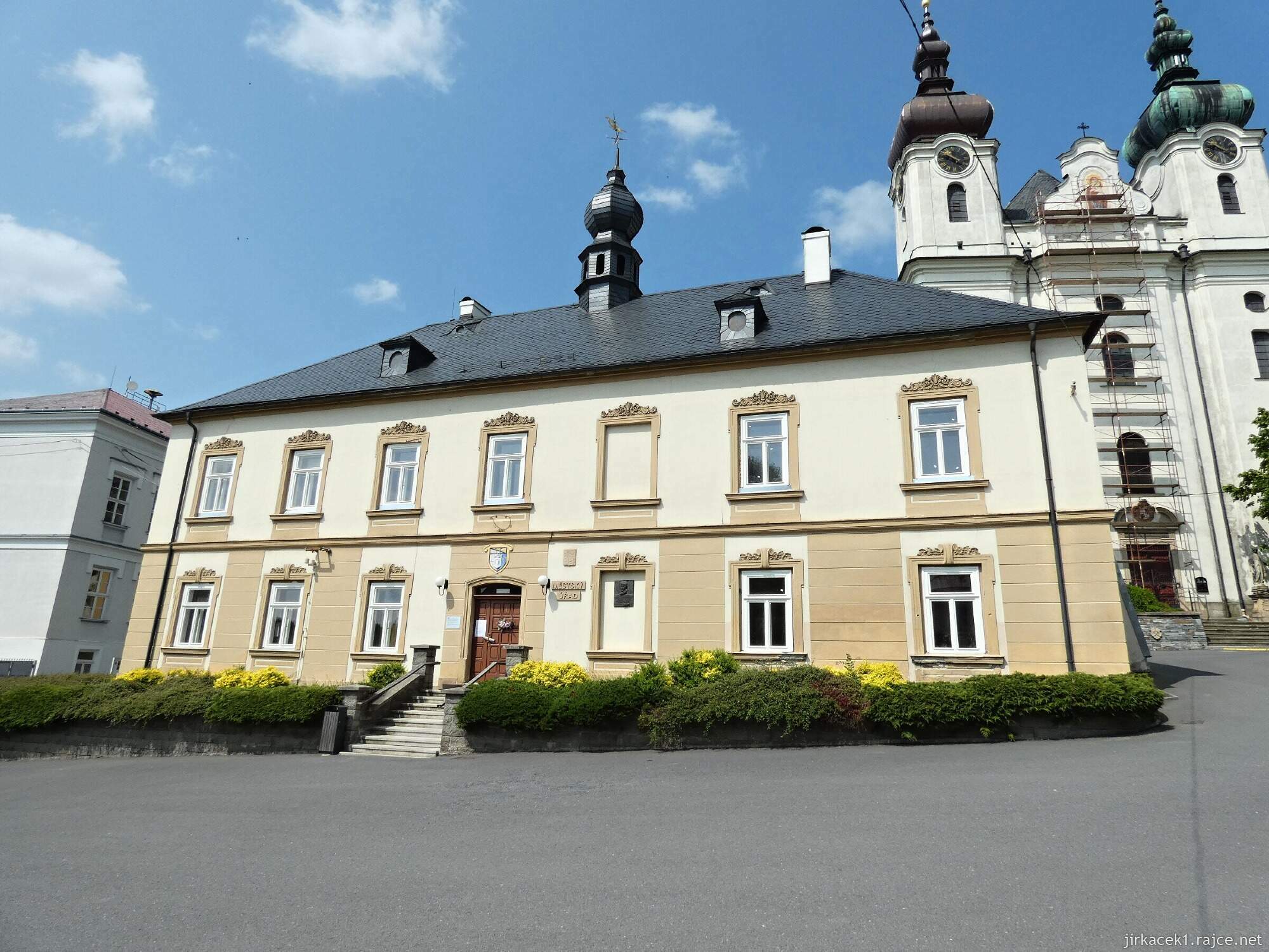 C - Budišov nad Budišovkou - Halaškovo náměstí 007 - radnice