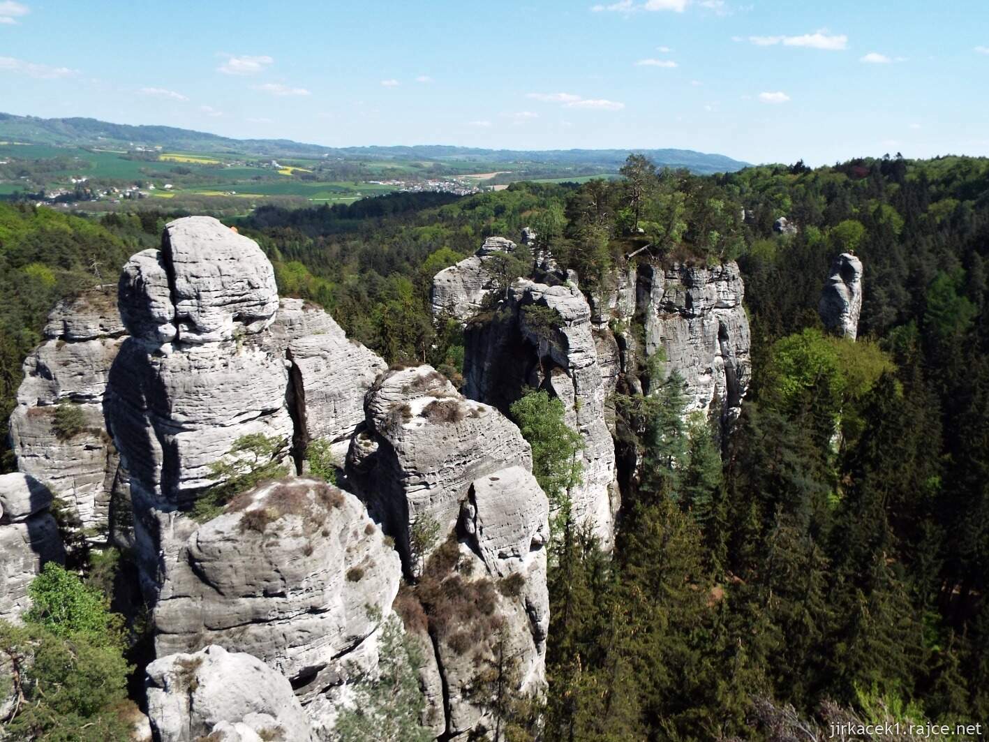 17 - Hruboskalsko 12 - skalní město - vyhlídka U lvíčka