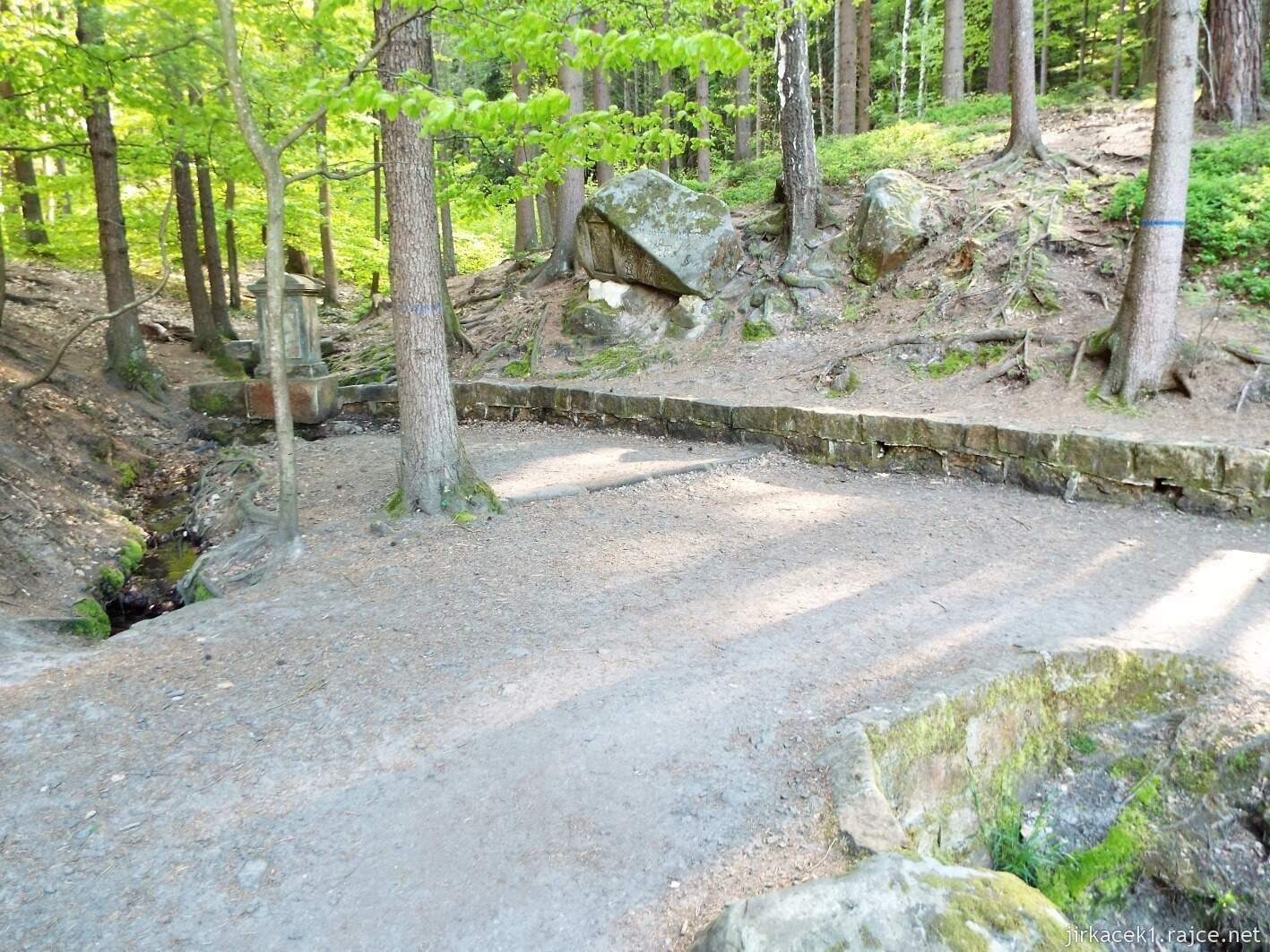 29 - Hruboskalsko 02 - Barbořin pramen