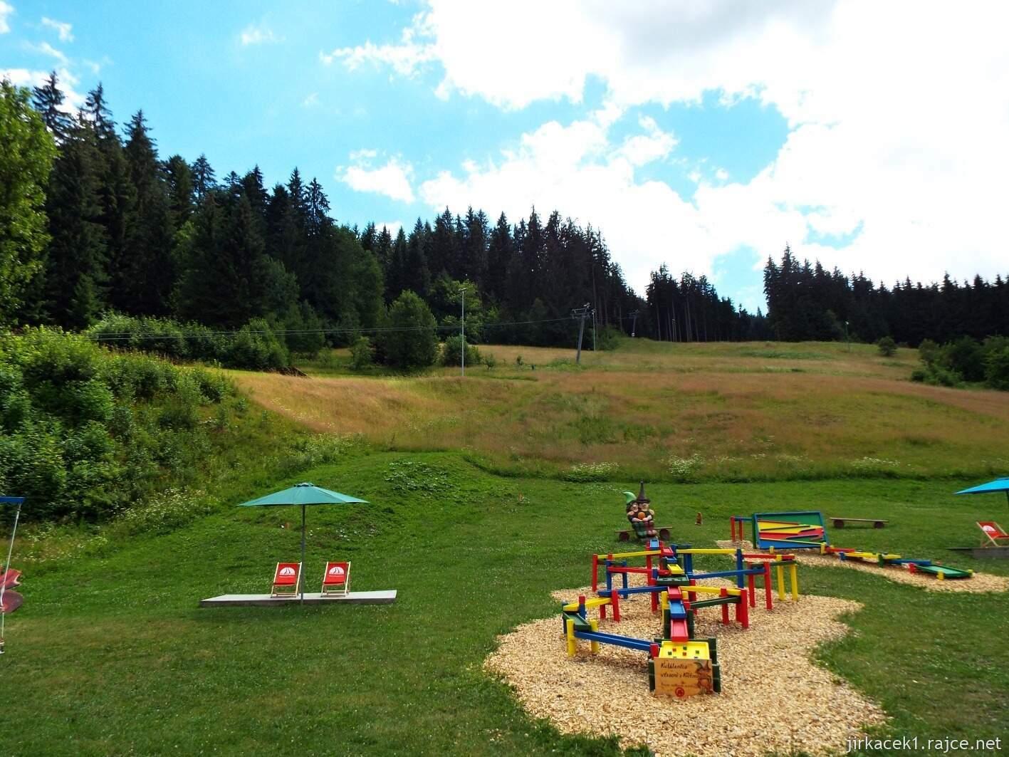 026 - Velké Karlovice - ski areál Razula 02