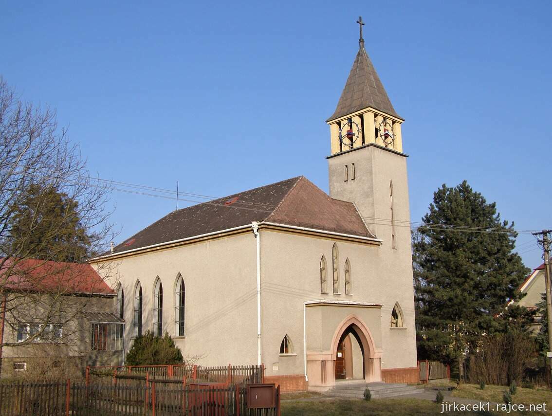 Šenov - Evangelický kostel - kostel Českobratrské​ církve evangelické