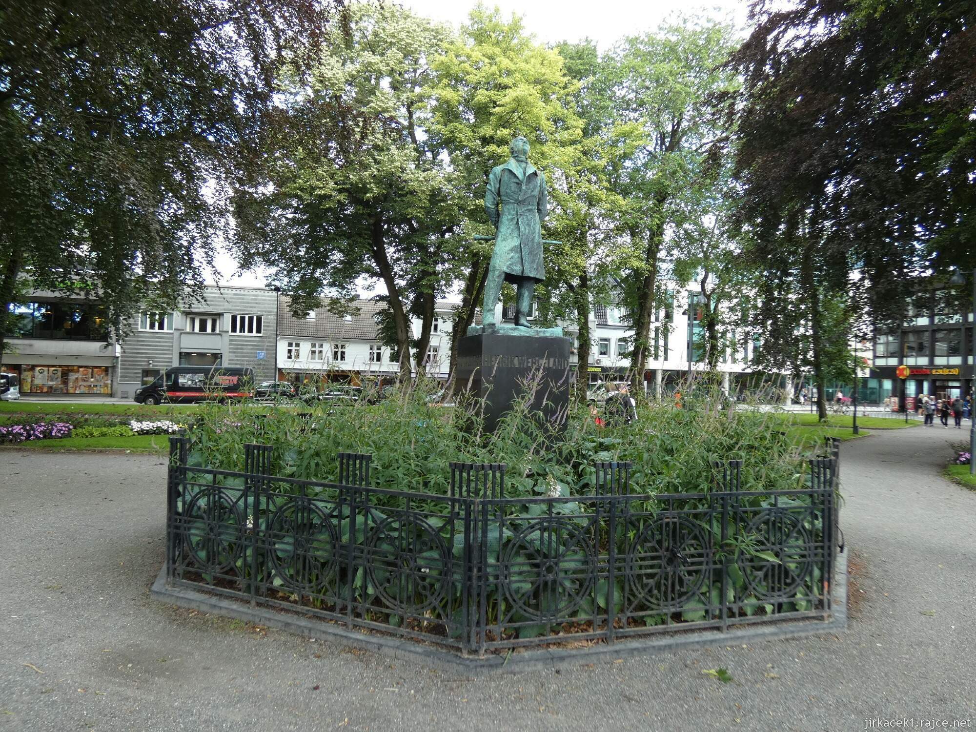 6b - Kristiansand - městský park Wergelandsparken a okolní památky 027