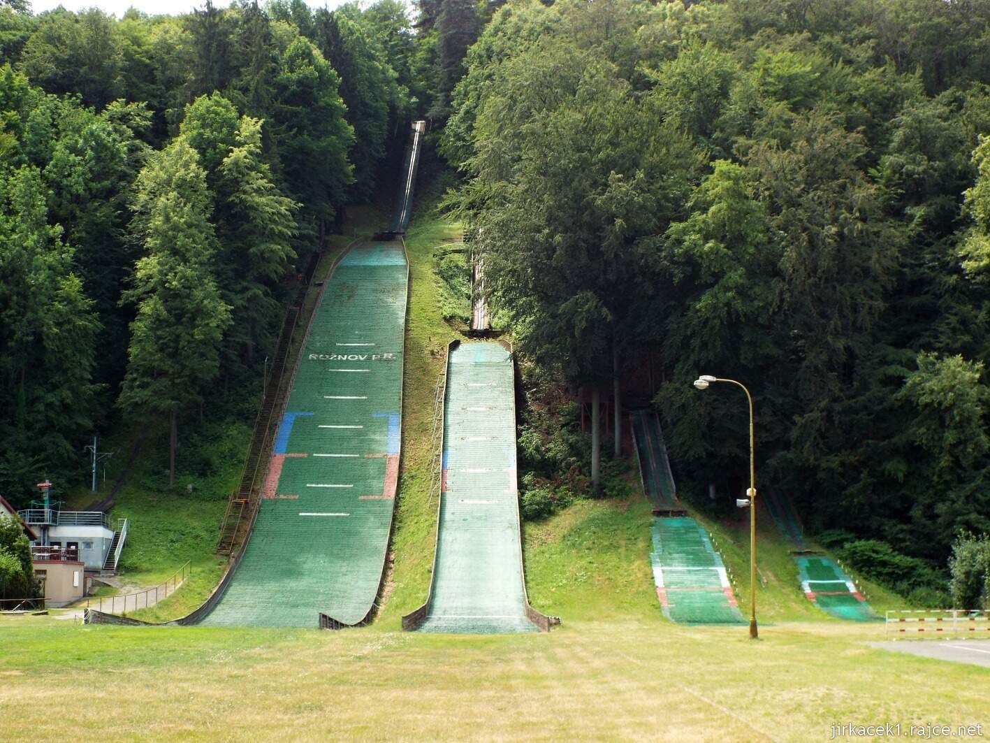 001 - Rožnov pod Radhoštěm - skokanské můstky 06.pg