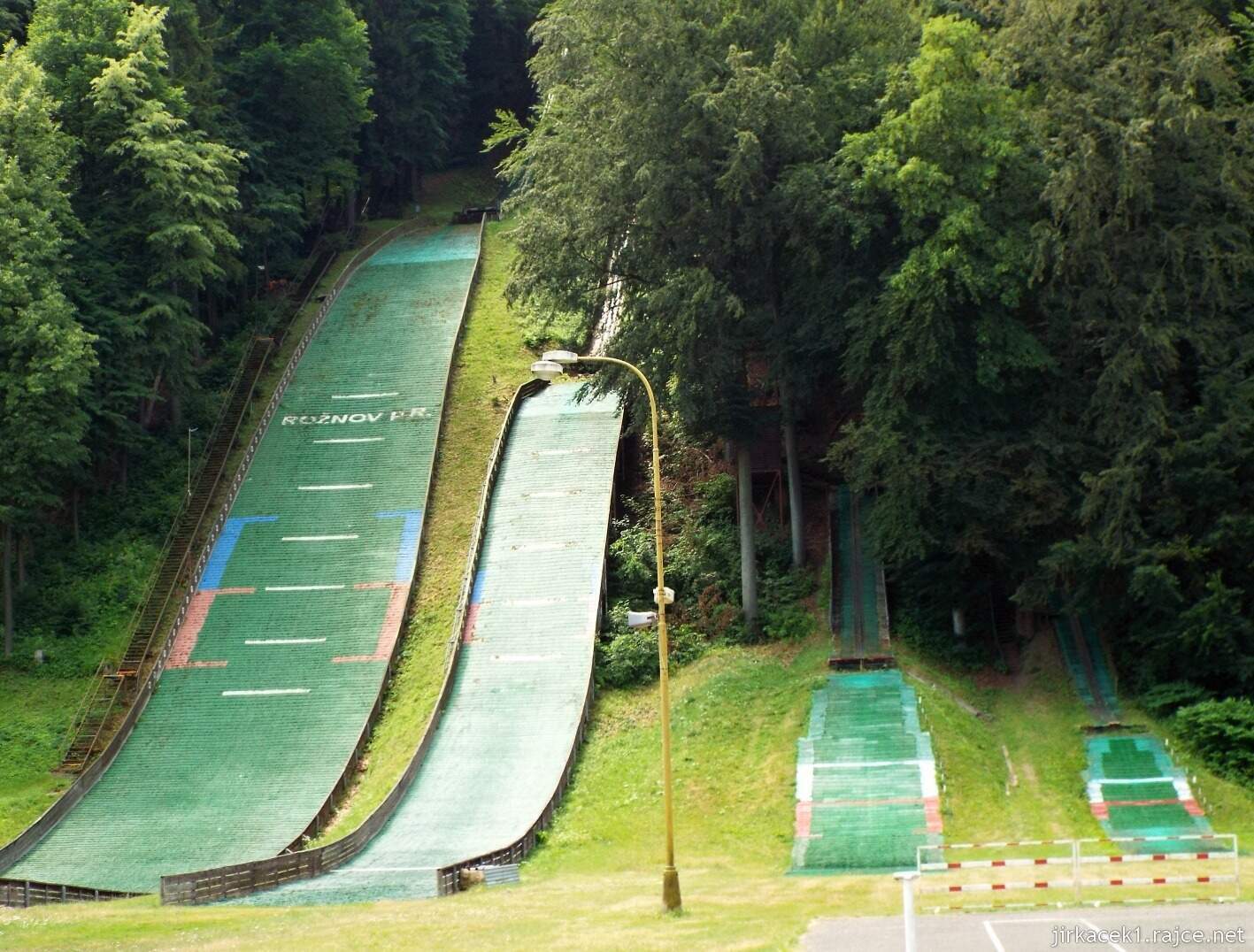 001 - Rožnov pod Radhoštěm - skokanské můstky 07