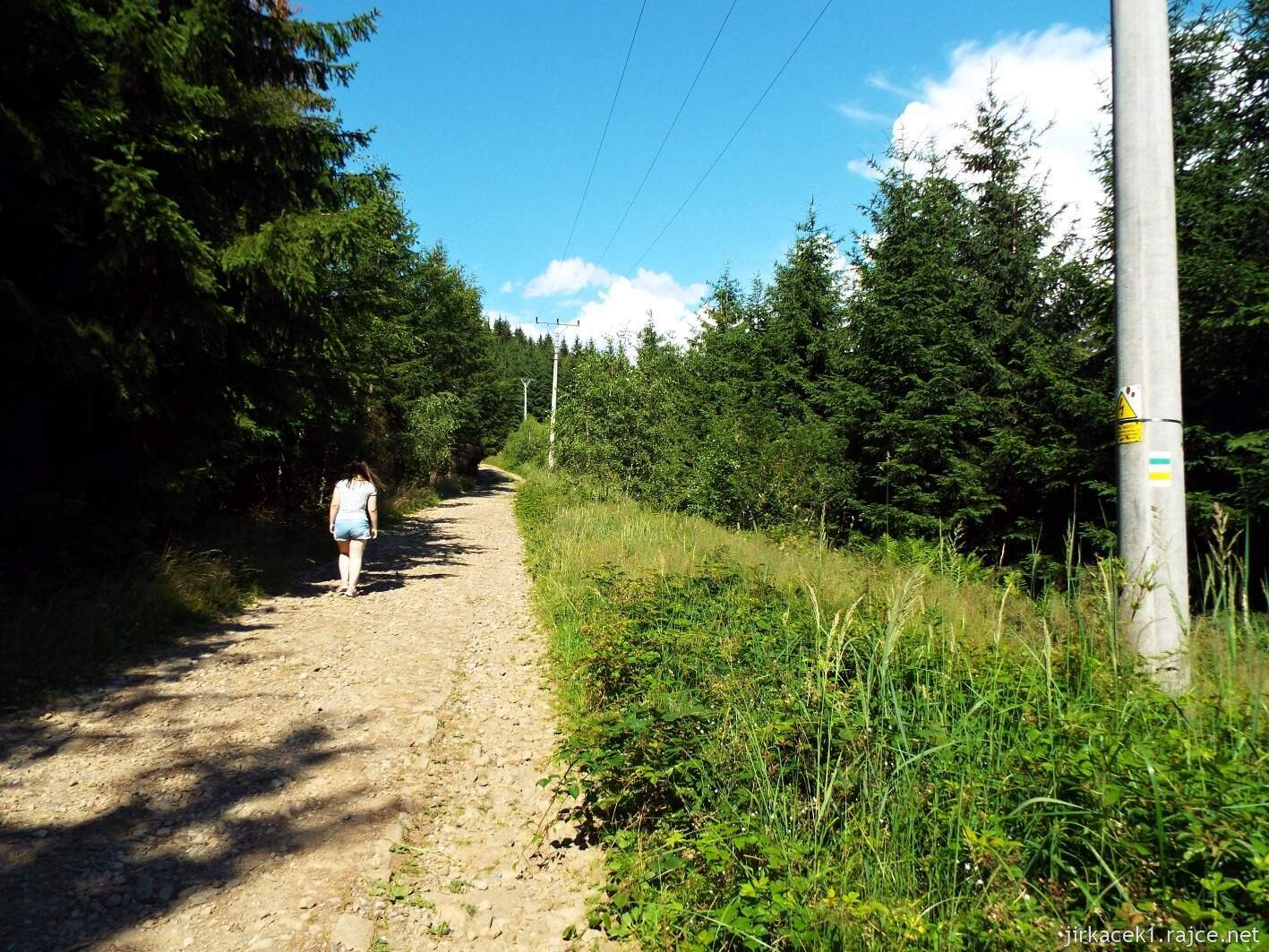 007 - Martiňák 09 - cesta na Martiňák po žluté a zelené