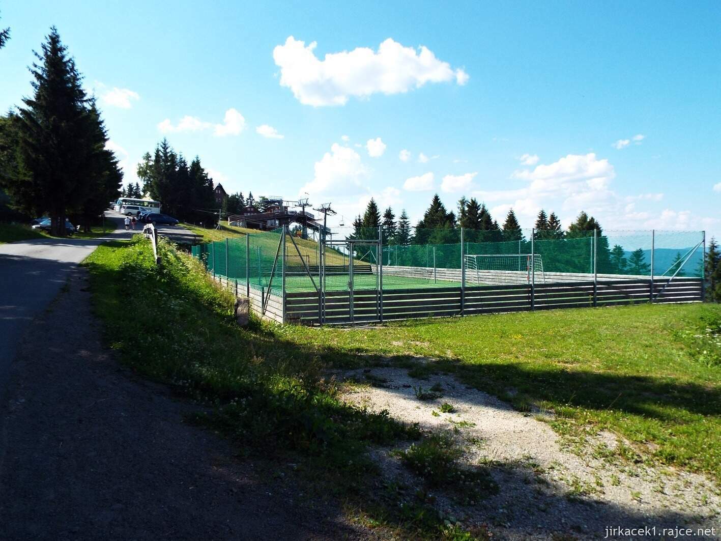 009 - Kohútka 07 - asfaltka k horskému hotelu Kohútka