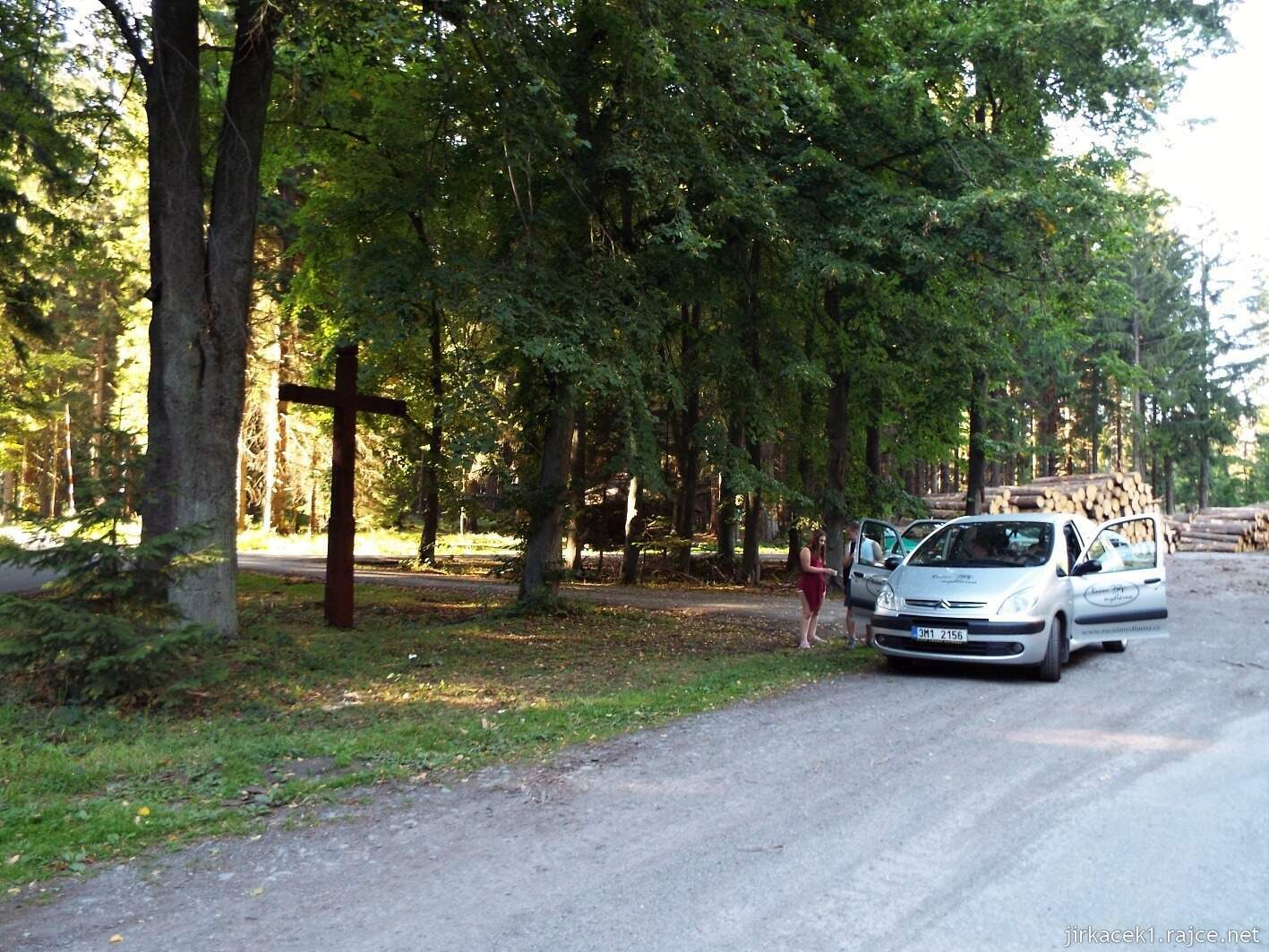 N - Roudno - Červený kříž 05